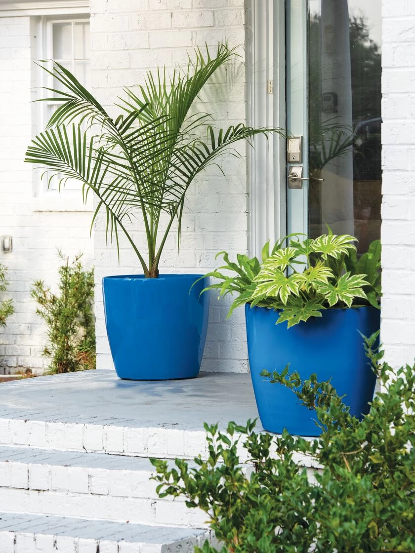 Viva Round Self-Watering Rolling Planter, 20" Diameter, Set Of 2 3 Viva Round Self-Watering Rolling Planter, 20" Diameter, Set Of 2