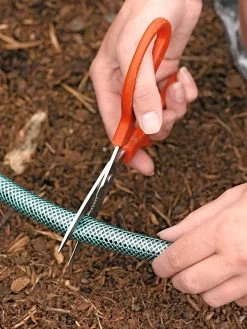 Snip-n-Drip Soaker Hose System -Garden Tools Store GS40205 02 tif